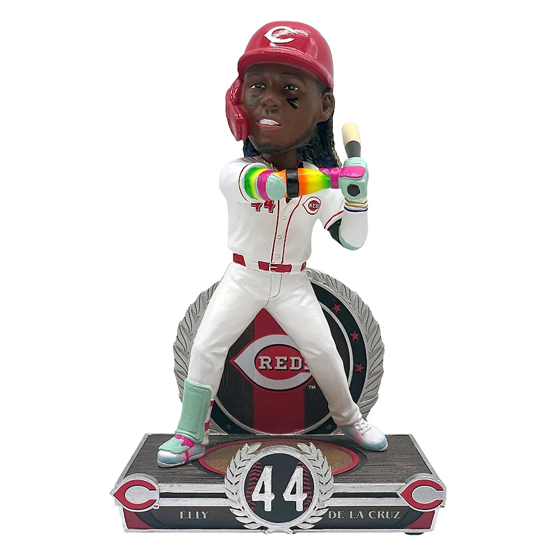 Figurine à tête branlante exclusive Elite Icon de 8 pouces des Reds de Cincinnati de FOCO Elly De La Cruz