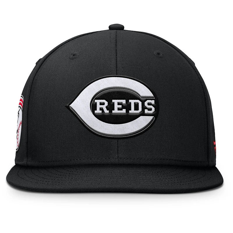 Men's Fanatics Black Cincinnati Reds Walk-Off Bullpen Snapback Hat