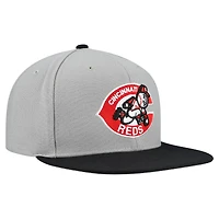 Men's Mitchell & Ness Gray Cincinnati Reds Cooperstown Collection Basic Flip Snapback Hat