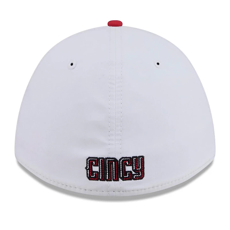 Casquette New Era Flex noire et rouge Cincinnati Reds 2026 City Connect M-Crown A-Frame 39THIRTY pour homme