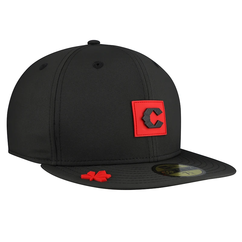 Men's New Era Black Cincinnati Reds 2026 Clubhouse Alternate 59FIFTY Fitted Hat