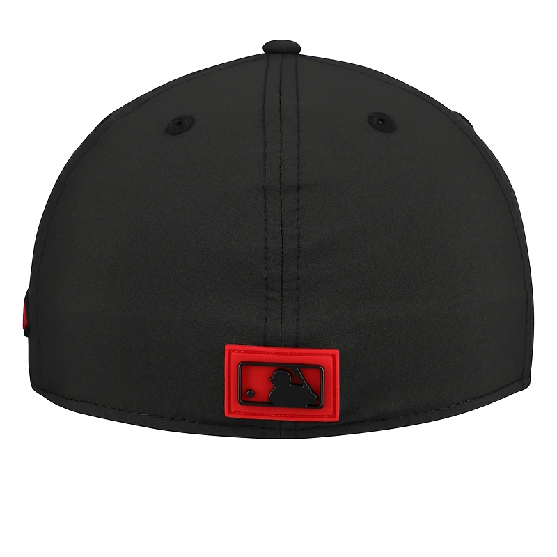 Men's New Era Black Cincinnati Reds 2026 Clubhouse Alternate 59FIFTY Fitted Hat