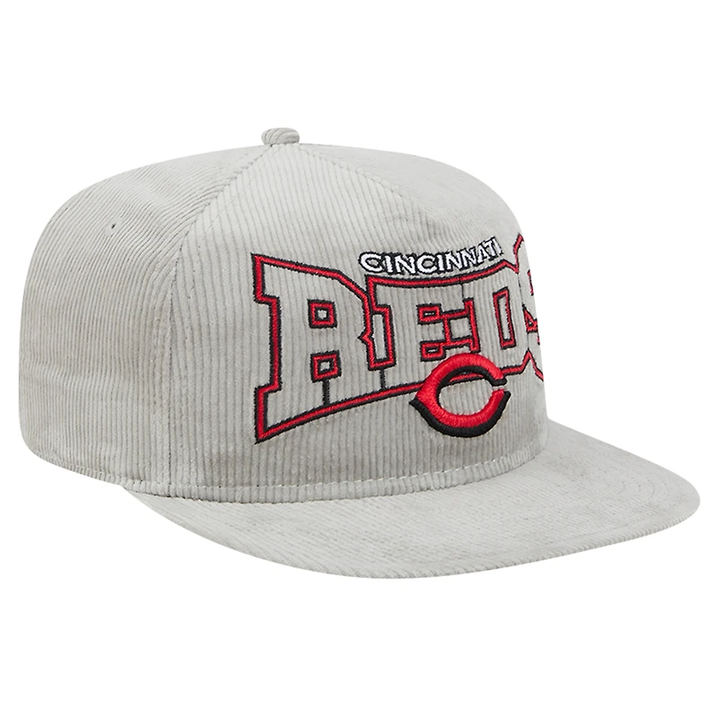 Casquette de golf à visière snapback en velours côtelé gris Cincinnati Reds de New Era pour homme