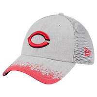 Casquette New Era 39THIRTY Flex grise pour homme, motif éclaboussures de peinture, avec visière des Reds Cincinnati