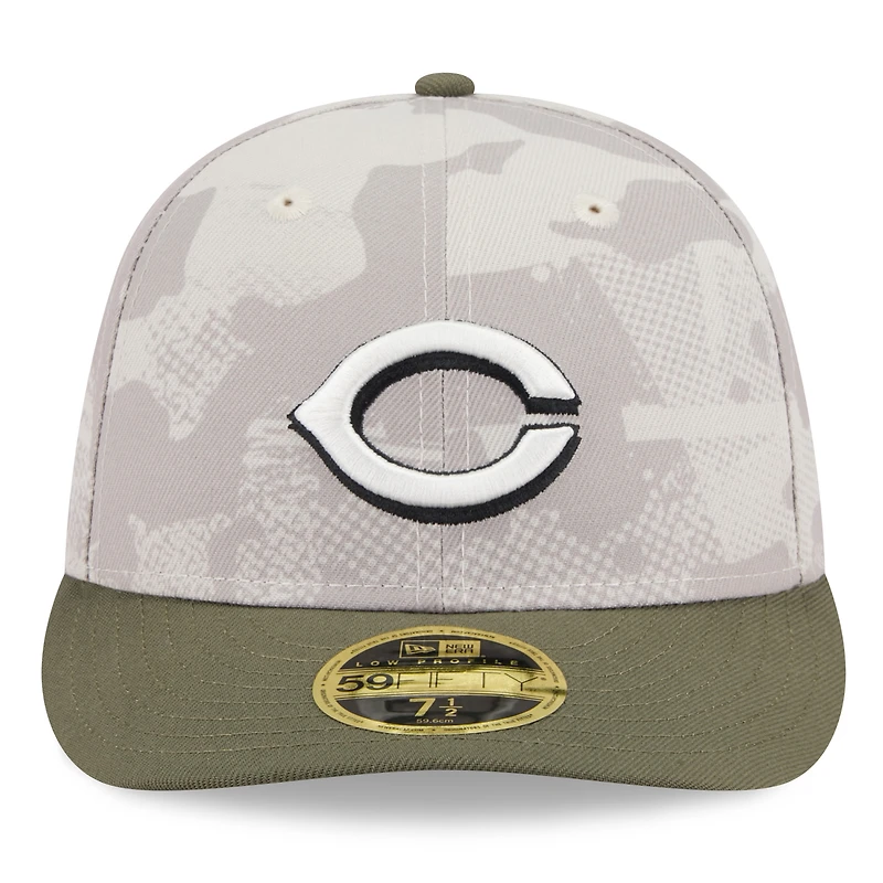 Casquette ajustée 59FIFTY basse pour homme New Era, beige clair/olive, Cincinnati Reds 2025 Armed Forces Day