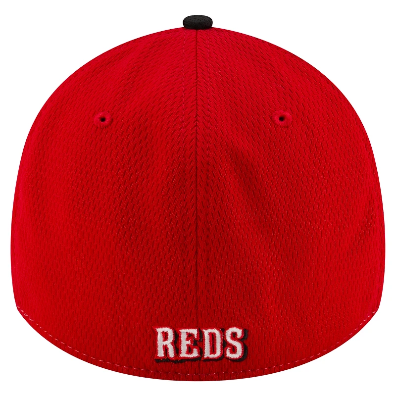 Casquette New Era 39THIRTY Flex Clubhouse MLB 2025 des Cincinnati Reds pour homme, rouge/noir