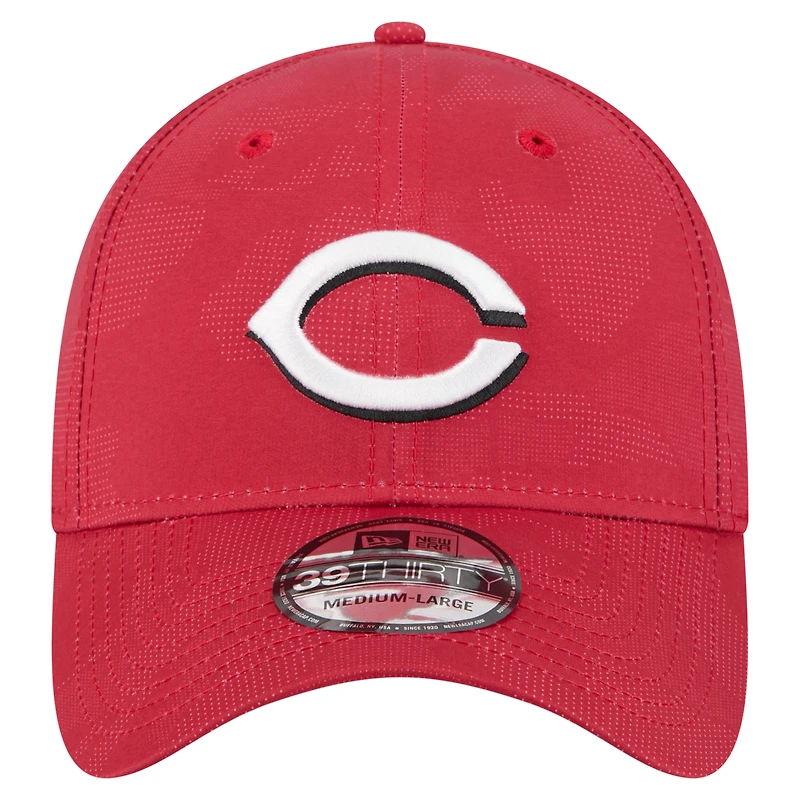 Men's New Era Red Cincinnati Reds Tonal Camo 39THIRTY Flex Hat