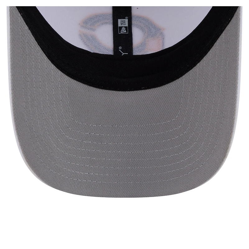 Men's New Era  White Cincinnati Reds Flag 9FORTY Trucker Adjustable Hat