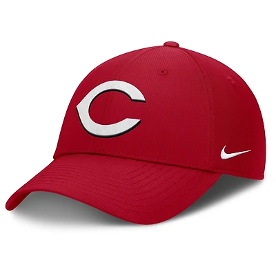 Casquette ajustable Nike Reds de Cincinnati pour homme, modèle Dri-FIT Club rouge.