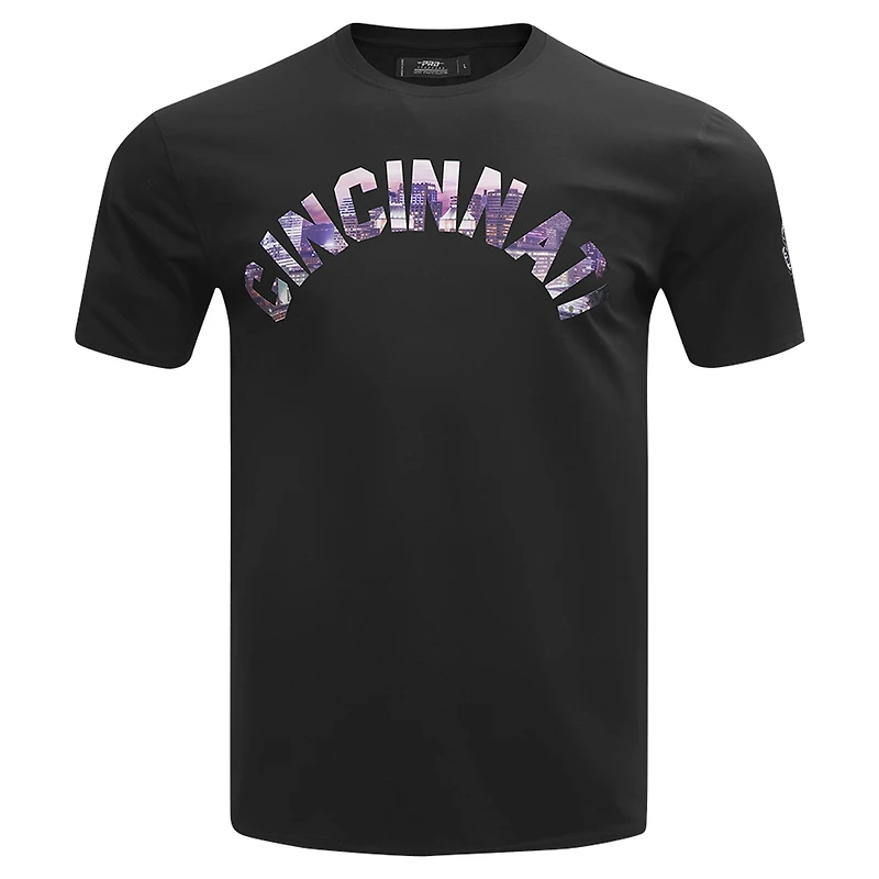 T-shirt noir Pro Standard pour hommes, paysage urbain des Reds de Cincinnati
