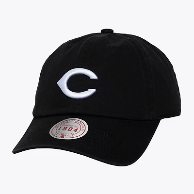 Unisex Mitchell & Ness Black & White Cincinnati Reds 1904 Strapback Adjustable Hat