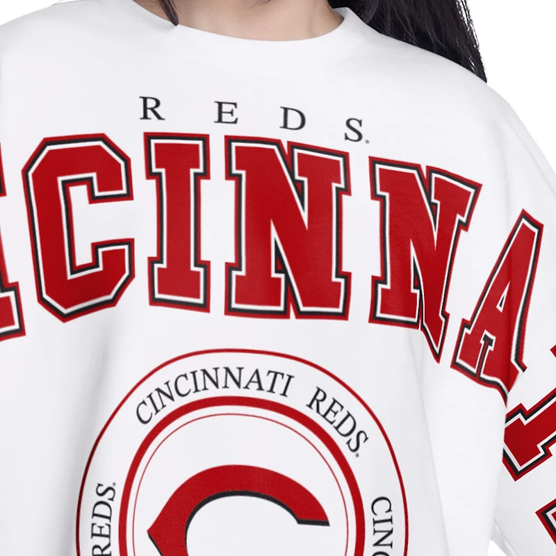 Sweat-shirt court G-III 4Her pour femme par Carl Banks, blanc, motif gradins des Reds de Cincinnati