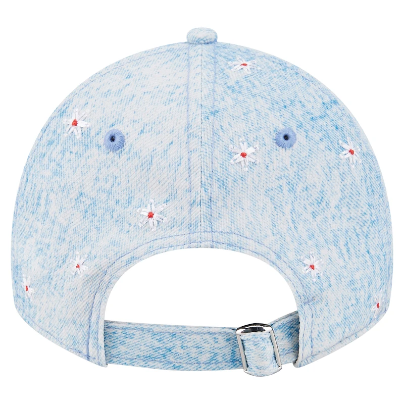 Casquette ajustable New Era 9TWENTY bleu clair pour femme, motif marguerites des Reds de Cincinnati.