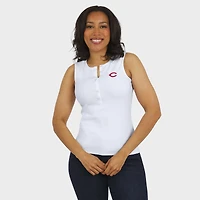 Débardeur Henley côtelé blanc des Reds de Cincinnati pour femme WEAR by Erin Andrews