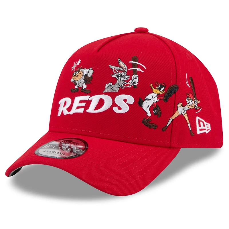 Casquette ajustable New Era rouge Cincinnati Reds Looney Tunes A-Frame 9FORTY pour jeunes
