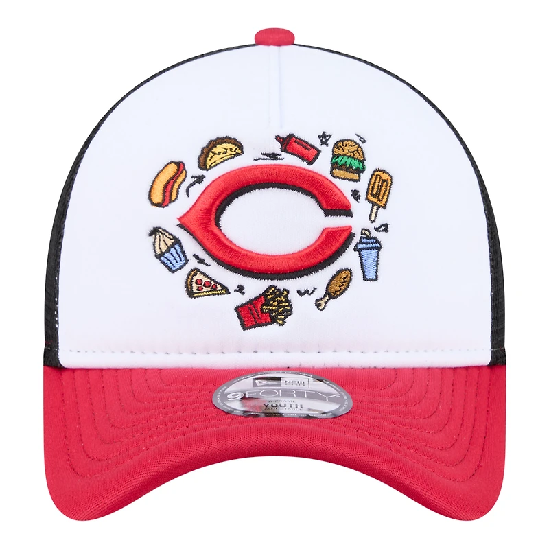 Casquette trucker ajustable New Era blanche et rouge Cincinnati Reds Food A-Frame 9FORTY pour jeunes