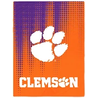 Couverture polaire en flanelle à motif goutte d'eau des Tigers de Clemson 60'' x 80''