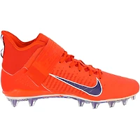 Chaussures à crampons Alpha Menace orange émises par l'équipe des Clemson Tigers le programme de football