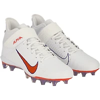 Chaussures à crampons Alpha Menace blanches émises par l'équipe des Clemson Tigers le programme de football
