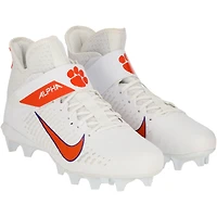 Chaussures à crampons Alpha Menace blanches et orange émises par l'équipe des Clemson Tigers le programme de football