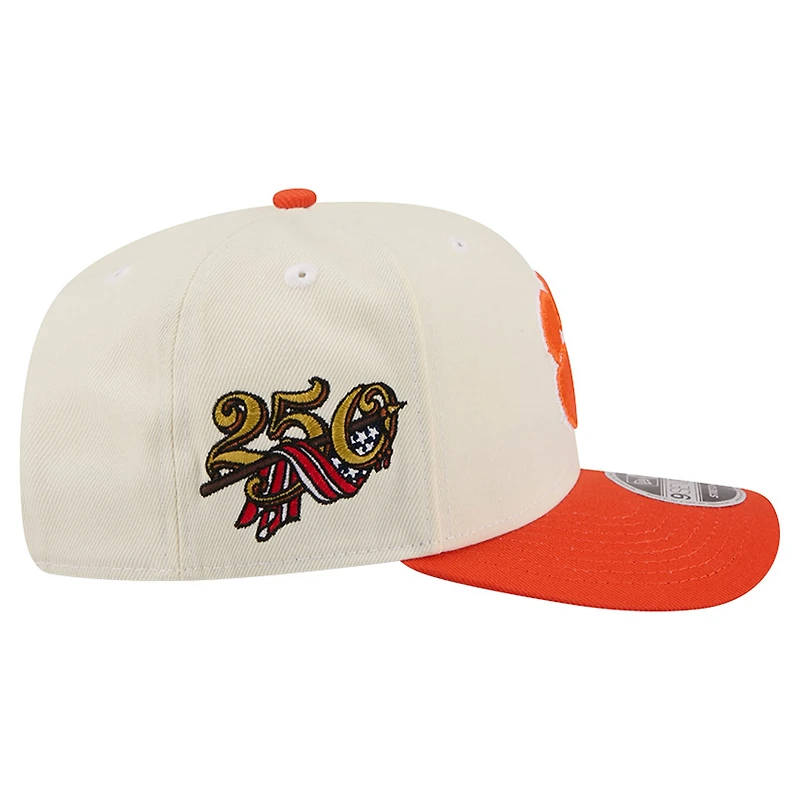 Casquette ajustable New Era crème/orange Clemson Tigers America's 250th 9SEVENTY pour homme