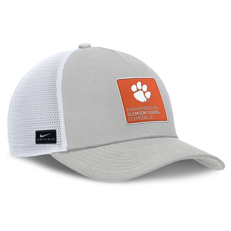 Casquette ajustable Nike grise/blanche Clemson Tigers 2025 On-Field Rise Engineered Trucker pour homme