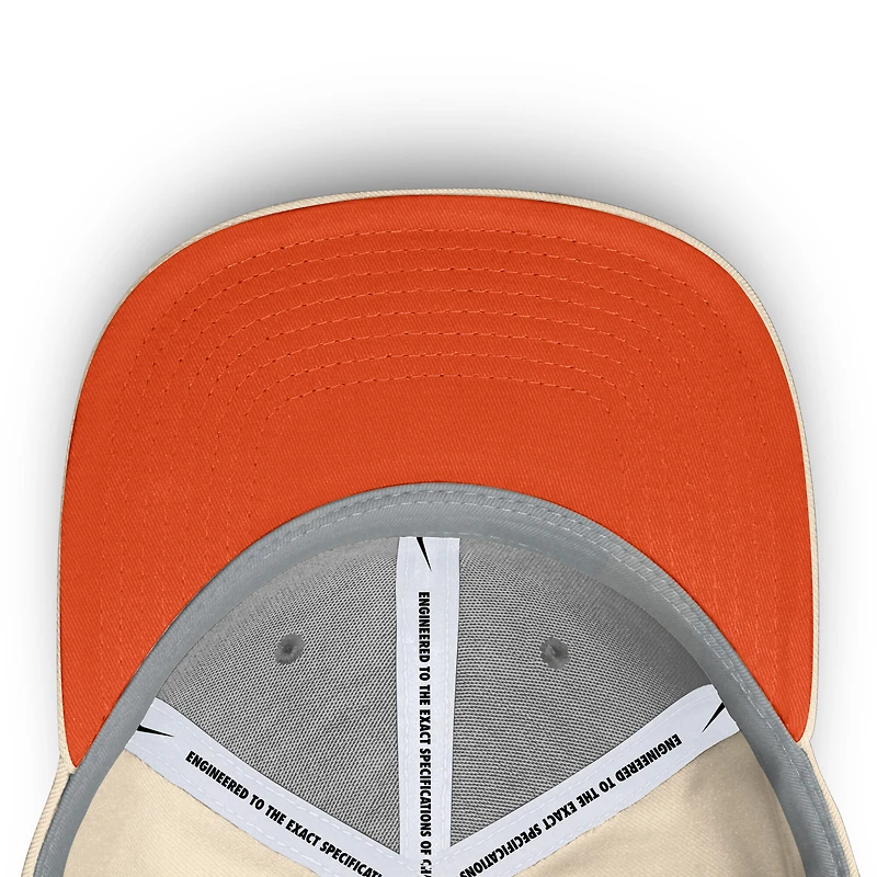 V110793 CLEM 0C3G NCAA FA25 Legacy Natural 5P Rise Cap avec corde HATMENSTR NC94-0C3G-CLV-XRS #21