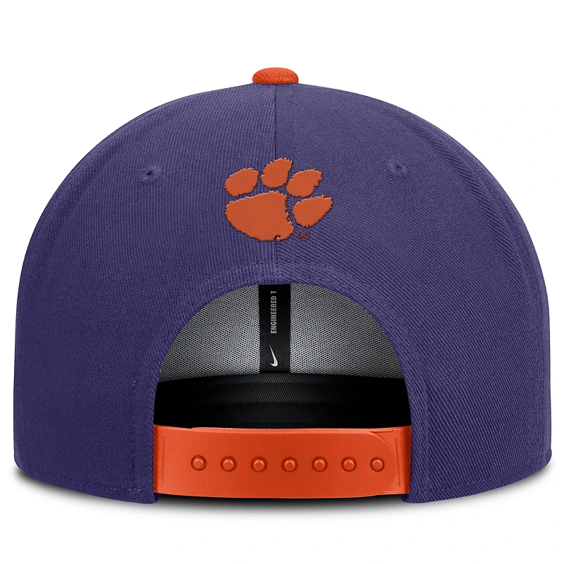 Casquette Nike Clemson Tigers 2025 On-Field Patch Pro Dri-FIT Snapback Violet/Orange pour homme
