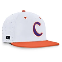 Casquette ajustée Nike True Performance On-Field Dugout pour homme des Clemson Tigers blanche