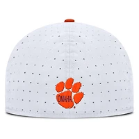 Casquette ajustée Nike True Performance On-Field Dugout pour homme des Clemson Tigers blanche