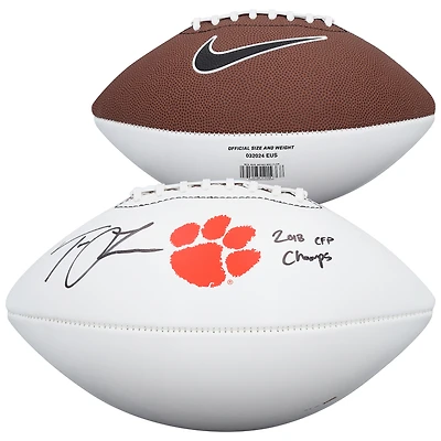 Ballon de football américain Nike à panneau blanc autographié par Trevor Lawrence des Clemson Tigers avec l'inscription « Champions CFP 2018 »