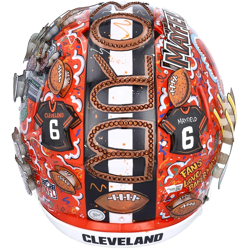 Casque autographié par Baker Mayfield Cleveland Browns - Peint à la main par l'artiste Charles Fazzino