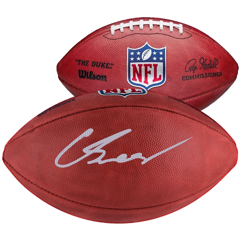 Ballon de football Wilson Duke en couleur, autographié par Carson Schwesinger des Cleveland Browns