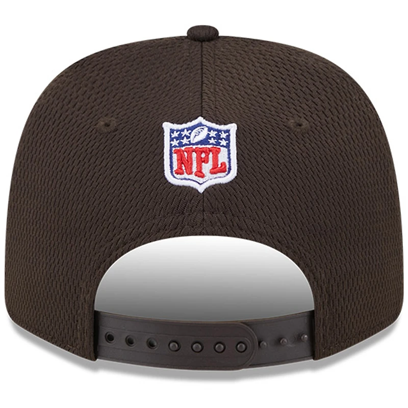 Men's New Era Brown Cleveland Browns 2024 Sideline 9SEVENTY Stretch-Snap Hat