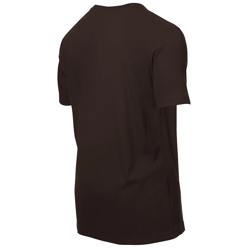T-shirt marron New Era pour homme, camp d'entraînement NFL 2025 des Cleveland Browns