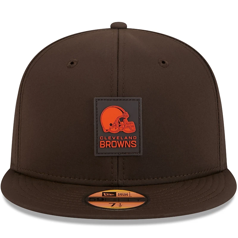 Casquette ajustée New Era marron Cleveland Browns 2025 Sideline Quill Tech 59FIFTY pour homme