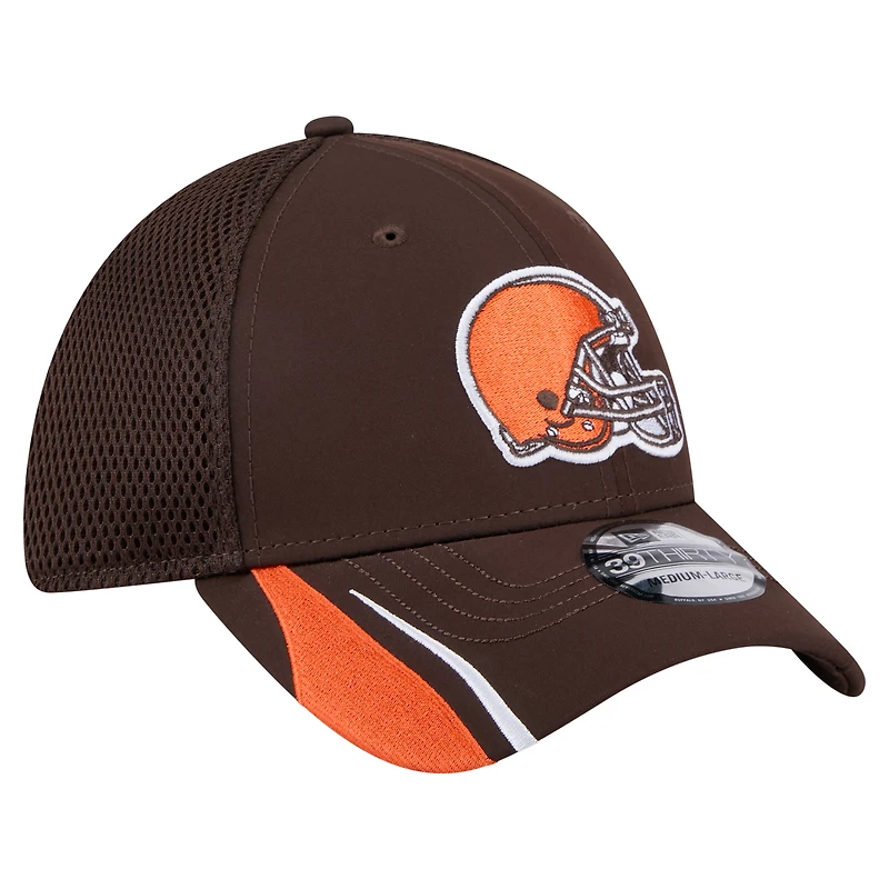 Casquette 39THIRTY Flex Game Day Linear marron des Cleveland Browns de New Era pour homme