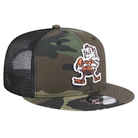 Men's New Era Camo Cleveland Browns Throwback Main Trucker 9FIFTY Snapback Hat