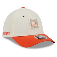Casquette New Era Flex crème/orange Cleveland Browns 2026 NFL Training Camp 39THIRTY pour homme