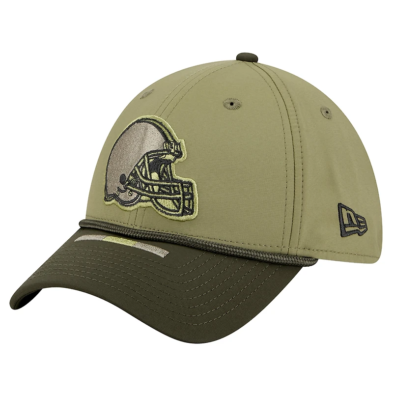 Men's New Era  Green Cleveland Browns 2025 Salute to Service 39THIRTY Flex Hat