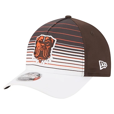 Men's New Era  White/Brown Cleveland Browns Adventure Gradient 9FORTY M-Crown A-Frame Adjustable Hat