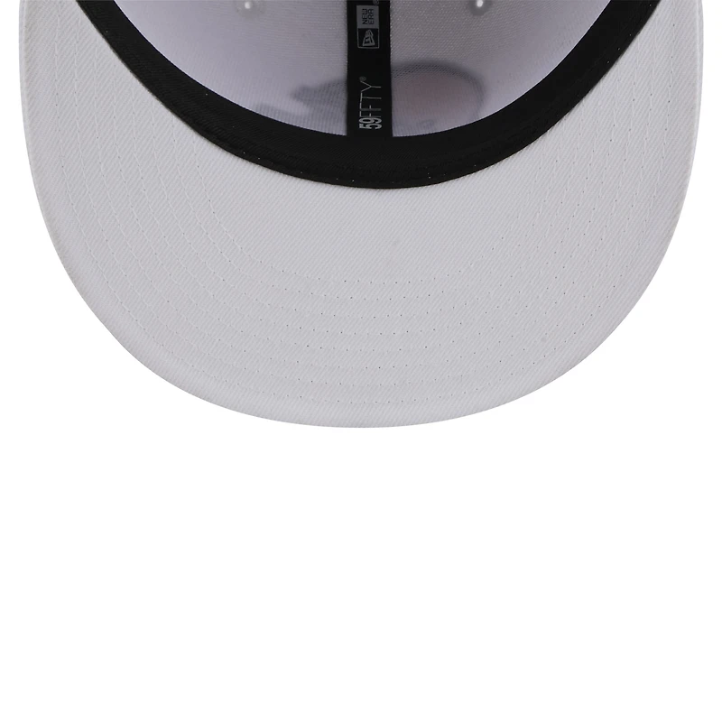 Men's New Era  White Cleveland Browns Omaha 59FIFTY Fitted Hat