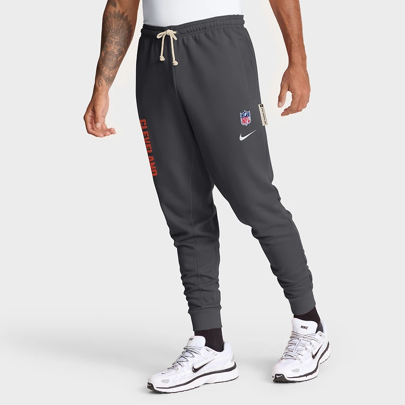 Men's Nike Anthracite Cleveland Browns Sideline Standard Issue Ground Game Dri-FIT Taper Pants