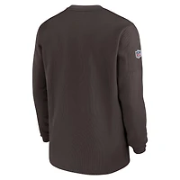 Haut à manches longues Nike marron Cleveland Browns 2023 Sideline Throwback Heavy Brushed Waffle pour homme