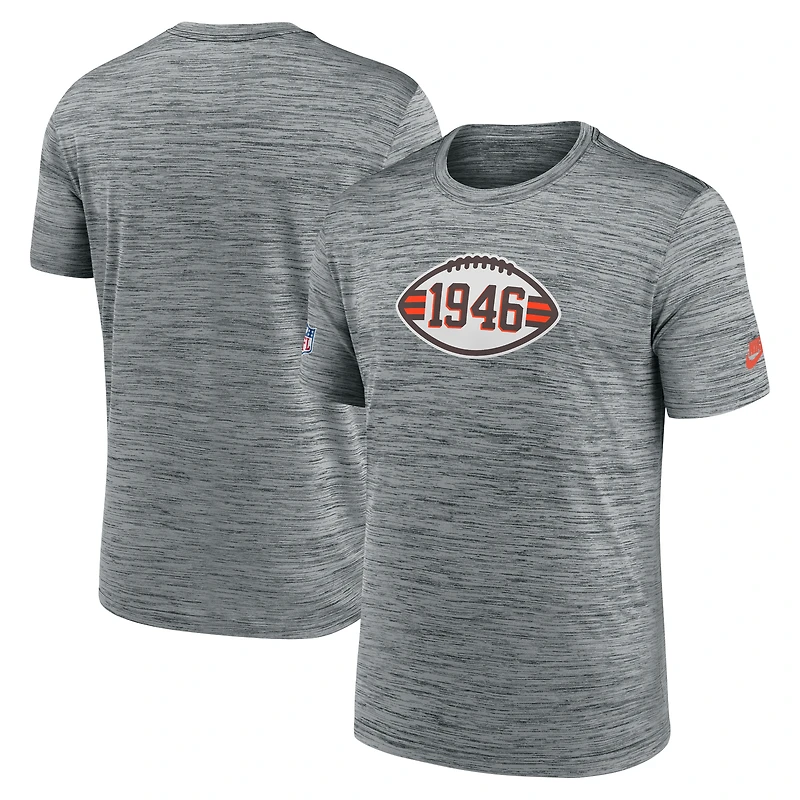 T-shirt Nike gris Cleveland Browns Sideline Velocity Throwback Logo Dri-FIT pour homme