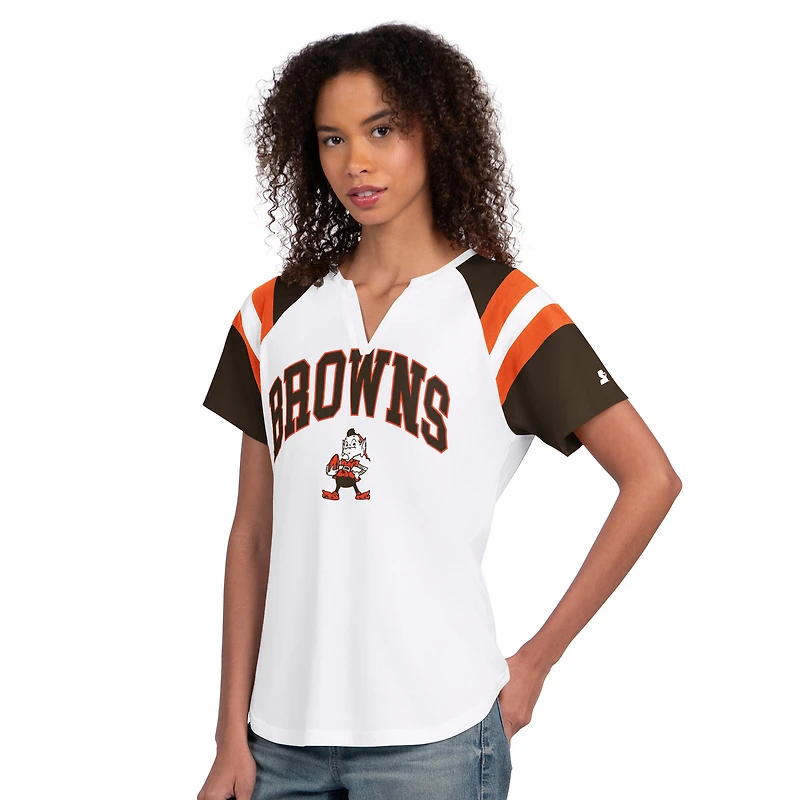 T-shirt à col cranté Starter blanc pour femme, Cleveland Browns Game On