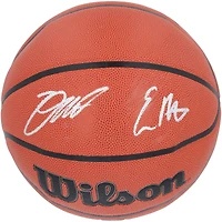 Ballon de basket-ball d'intérieur/extérieur Wilson Authentic Series autographié par Donovan Mitchell et Evan Mobley des Cleveland Cavaliers