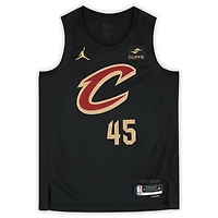 Maillot Swingman Jordan Brand 2022-23 noir autographié par Donovan Mitchell des Cleveland Cavaliers avec inscription « Spida »