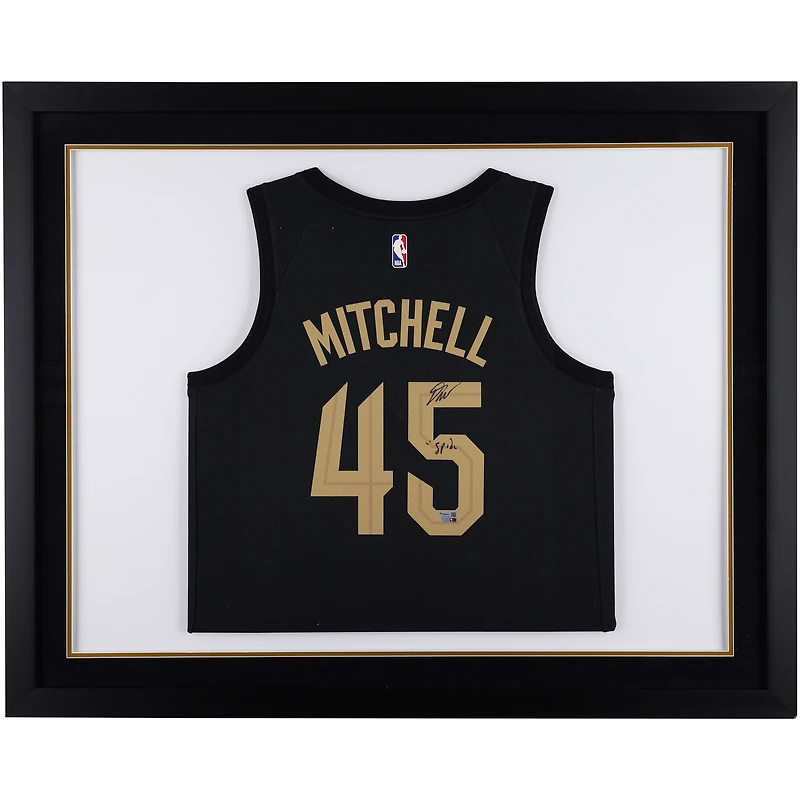 Maillot Swingman Jordan Brand 2022-2023 noir encadré autographié par Donovan Mitchell des Cleveland Cavaliers avec inscription « Spida »