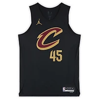 Maillot Nike noir authentique dédicacé par Donovan Mitchell des Cleveland Cavaliers